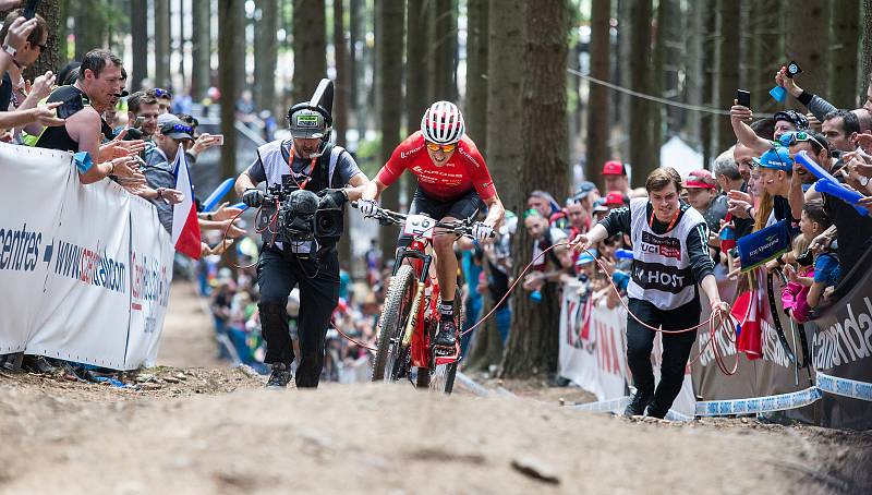 Ondřej Cink v závodu SP v cross country horských kol v Novém Městě na Moravě v kategorii mužů Elite.