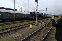 Parní lokomotiva Albatros se nechala obdivovat také na nádraží ve Žďáře nad Sázavou.