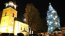 Vánoční na náměstí v Novém Městě na Moravě.