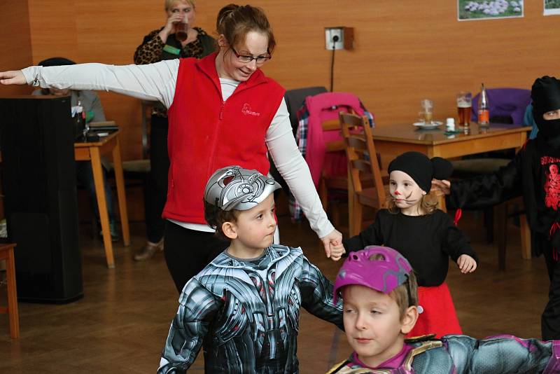 Karneval v Rokytně se každoročně koná pod taktovkou místních hasičů.