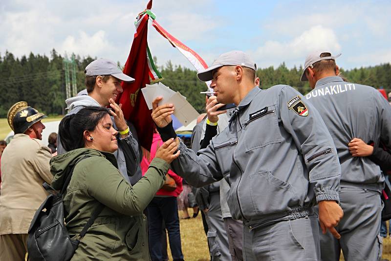 Ve Škrdlovicích se uskutečnily v pořadí již čtvrté Mezinárodní závody koňských stříkaček.