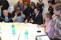Obecní úřad v Bukově vyhlásí referendum kvůli geologickému průzkumu pro trvalé úložiště jaderného odpadu.