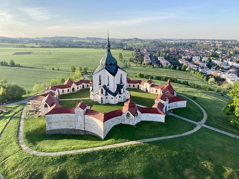 Poutní kostel sv. Jana Nepomuckého na Zelené hoře, na seznamu UNESCO od roku 1994