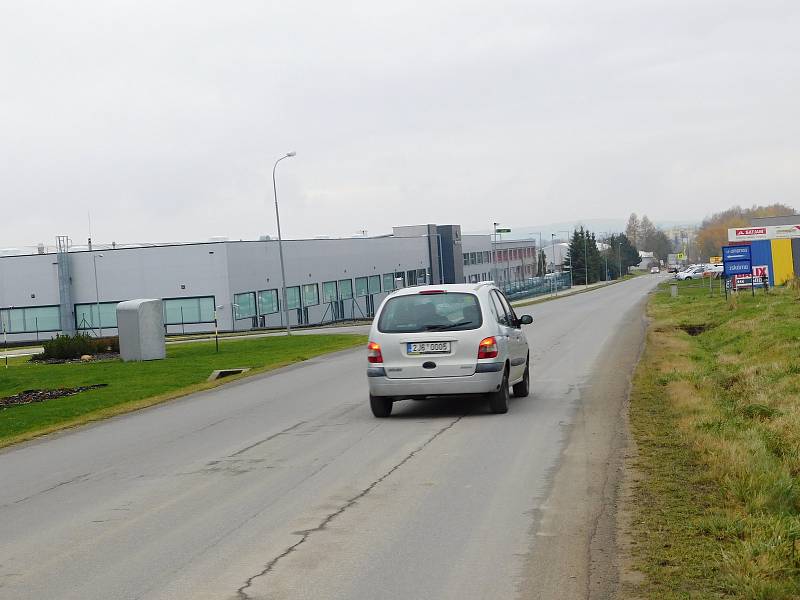 Průmyslová zóna v Jamské ulici se v průběhu let zaplnila.