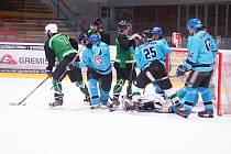 V dalším kole Vesnické ligy došlo ke střídání na čele tabulky. Hokejisty Bohdalce na něm vystřídali hráči Rudolce.