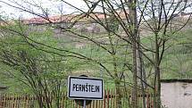 Kdysi slavné Pernštejnské zahradě byl navrácen její původní lesk.