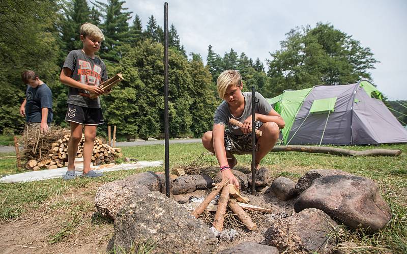 Kemp na Stvořidlech na řece Sázavě.