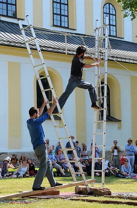 Žďár nad Sázavou od 3. do 5. července hostí už třetí ročník Mezinárodního festivalu současného tance a pohybového divadla KoresponDance.