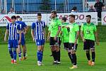 Fotbalisté Nového Města na Moravě (v zelených dresech) nechtějí hrát po sestupu ze třetí ligy v moravskoslezské divizi D druhé housle.