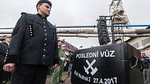 Horníci vyvezli 27. dubna poslední vůz uranové rudy z dolu Rožná I v Dolní Rožínce na Žďársku. Důl Rožná I je posledním uranovým dolem jak na území České republiky, tak i ve střední Evropě. V provozu byl od 1957 do roku 2016.