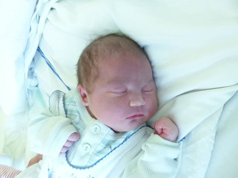 Štěpán Bobek, Trhonice, 26.2. 2015, 4430 g, 52 cm