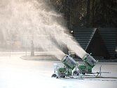 Ve Vysočina areně se pustili do výroby technického sněhu.