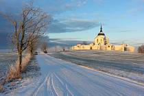 Průvod v ambitech poutního kostela svatého Jana Nepomuckého na Zelené hoře začne v sobotu 12. prosince v 17.30 hodin, předcházet mu bude mše v kostele. 