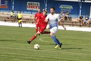 Na úvod nového ročníku moravskoslezské divize D se fotbalisté Polné (v modrobílém) i Staré Říše představí na stadionech svých krajských rivalů.