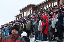 Zlatá lyže je jedním z nejstarších závodů u nás. Tento populární závod měl v Novém Městě na Moravě vždy spoustu příznivců.