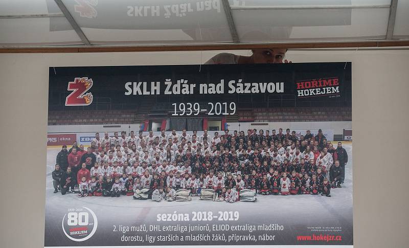 Výstava Hoříme hokejem ve Žďáře nad Sázavou.