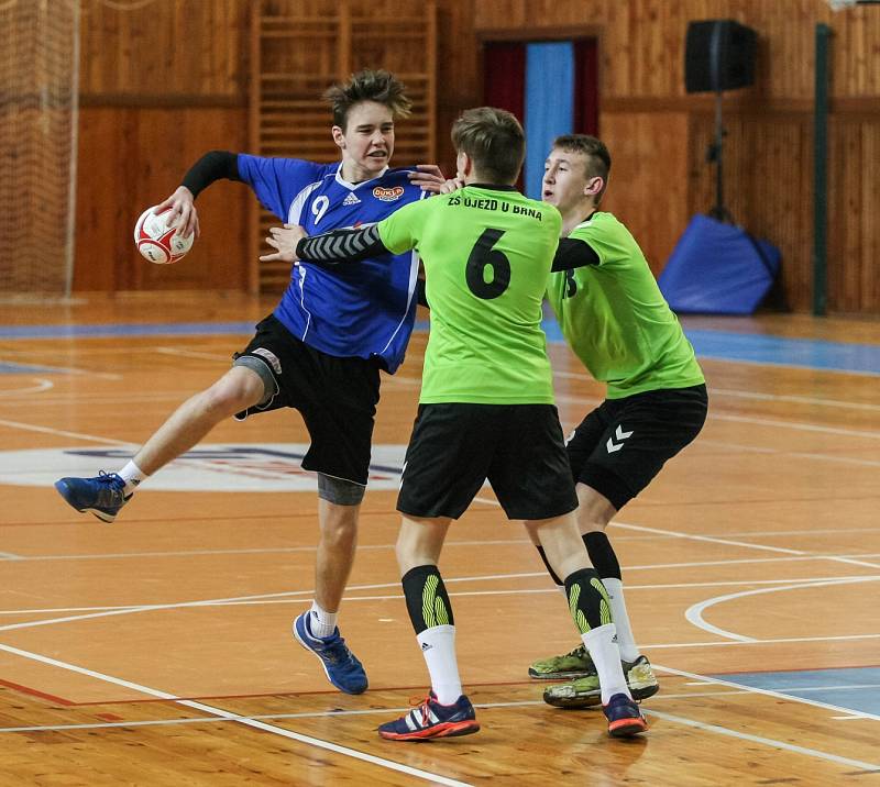 Házenkářské naděje bojovaly v Novém Veselí a ve Žďáře nad Sázavou o postup do semifinále.