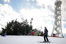 Rozhledna na Fajtově kopci ve Velkém Meziříčí se stala Rozhlednou roku. Vybrali ji účastníci hlasování, které připravil celostátní Klub přátel rozhleden. Rozhledna ve tvaru šroubovice stojí přímo v místním lyžařském areálu. 
