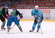 Letošní ročník Vesnické hokejové ligy má o nadcházejícím víkendu na programu závěrečné kolo základní části. Udrží Přibyslav vedoucí příčku?