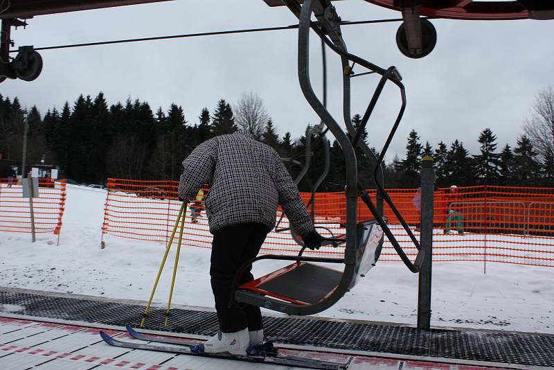 Milovníci zimních sportů se mají na co těšit.