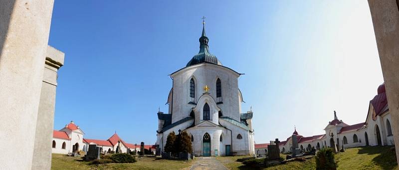 Poutní kostel svatého Jana Nepomuckého na Zelené hoře je památka chráněná UNESCO a spravovaná Národním památkovým ústavem.