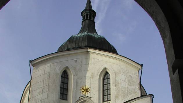 Kostel svatého Jana Nepomuckého na Zelené hoře patří do seznamu UNESCO již od roku 1994. Kraj Vysočina Žďárským od roku 2003 přispívá na údržbu jeho okolí.
