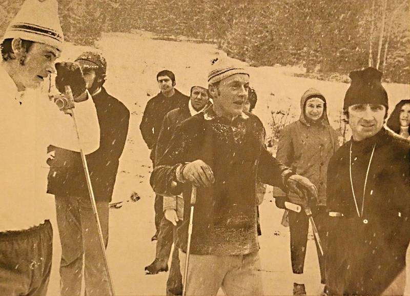 Snímek pořízený na závodech Zlatá lyže v roce 1973.