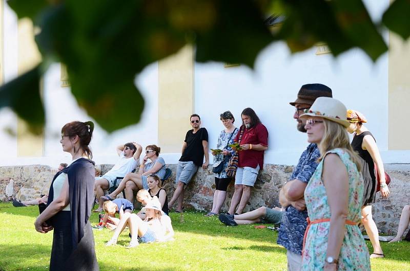 Žďár nad Sázavou od 3. do 5. července hostí už třetí ročník Mezinárodního festivalu současného tance a pohybového divadla KoresponDance.