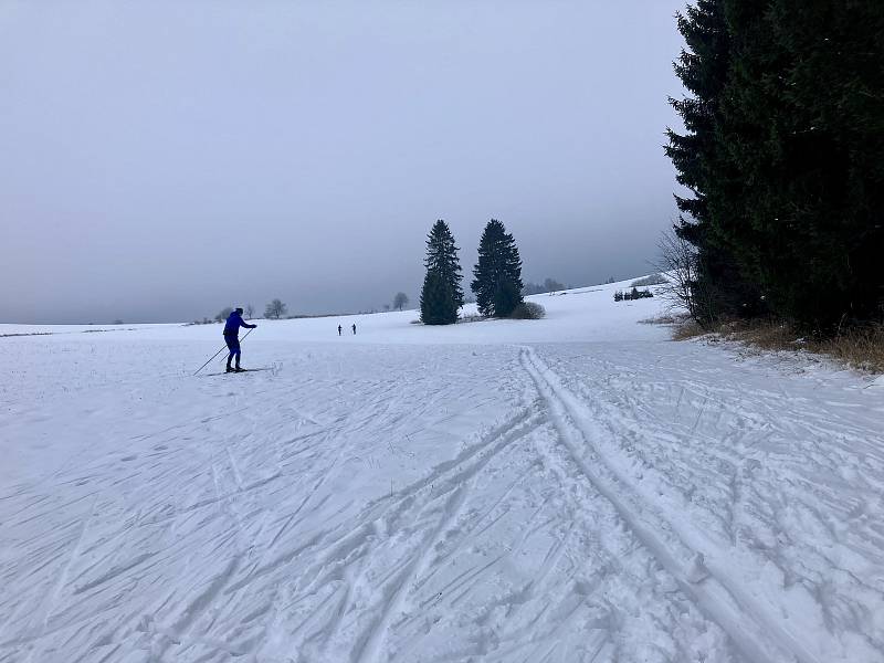 Běžkaři neváhali a vyrazili na stopy