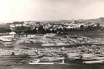 Historické fotografie. Stavba novoměstské nemocnice. S výstavbou se začalo v roce 1938.