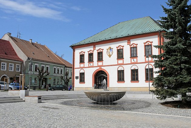 Žďár zvyšuje daň z nemovitostí. Zohlední náklady města na různé lokality