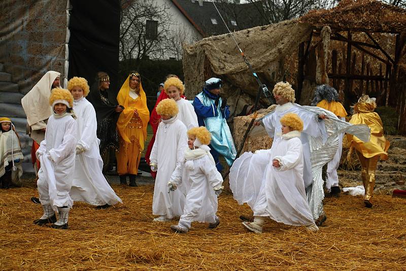 Příběh narození Ježíše Krista se i letos odehrál v Měříně.