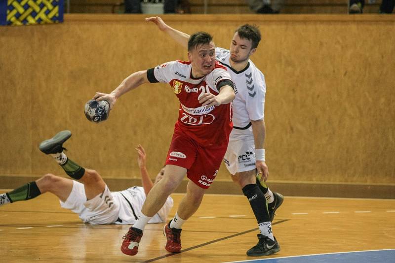 Házenkáři Nového Veselí v posledním kole základní části extraligy neudrželi osmou příčku, která jim zaručovala postup do play-off. V domácím zápase totiž nestačili na favorizované Lovosice a prohráli o tři branky 26:29.