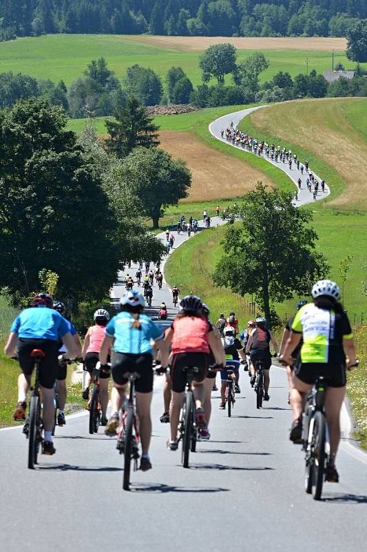 Cyklisté projedou Žďárskými vrchy už popáté.