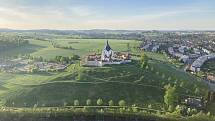 Výhledy z balonu na zámek Žďár nad Sázavou, Zelenou horu a Dolní hřbitov.