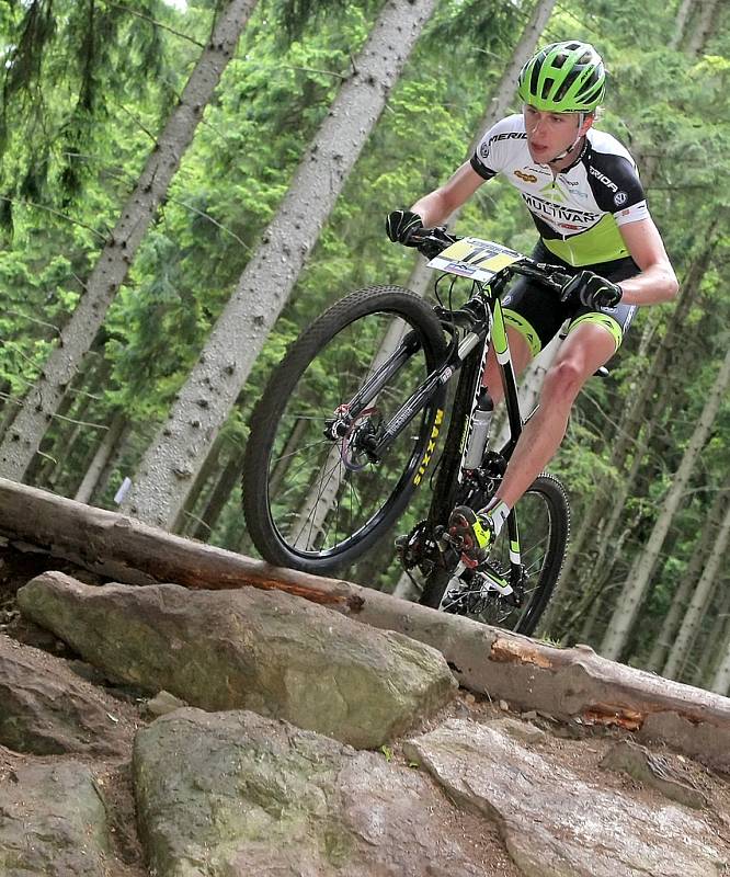 Závody cross-country horských kol v Novém Městě na Moravě. Český jezdec Ondřej Cink dojel na 6. místě, nejlepším v jeho kariéře.