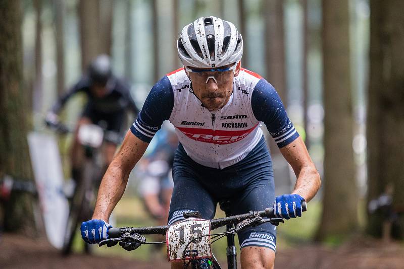 Závod Světového poháru v kategorie mužů Elite v cross country horských kol v Novém Městě na Moravě.