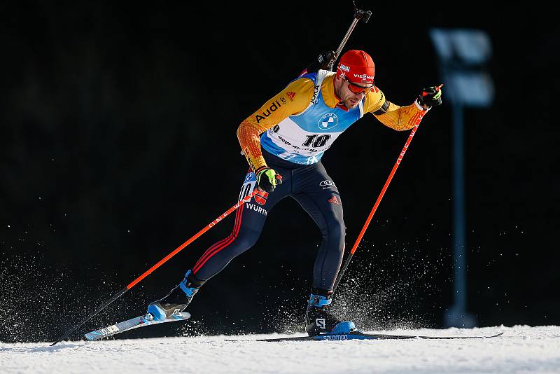 Arnd Peiffer v závodu Světového poháru v biatlonu v závodu sprintu mužů na 10 km..