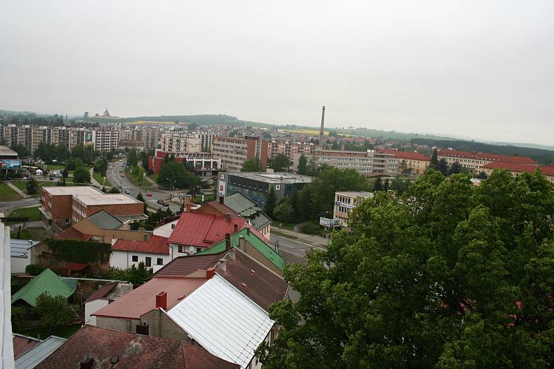 Věž kostela sv. Prokopa nabízí unikátní výhled.