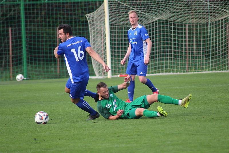 Z fotbalového utkání krajského přeboru Polaban Nymburk - Lysá nad Labem