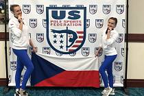 Mistryně světa. Dominika Martínková (vlevo) a Viktorie Dušánková se mohou chlubit zlatou medailí ze světového šampionátu v pole dance, který se konal na Floridě.