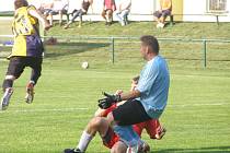 Z fotbalového střetnutí I.B třídy Slovan Lysá - AFK Pečky (5:0)