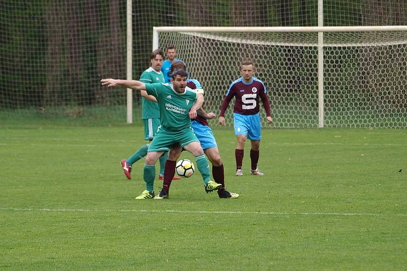 Z fotbalového utkání okresního přeboru Slovan Poděbrady - Přerov nad Labem (8:0)