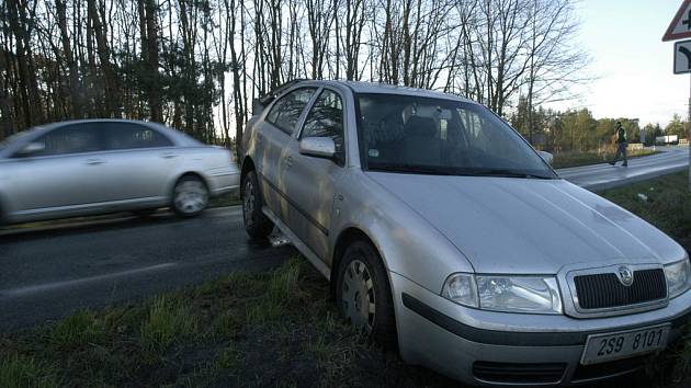 Nehod oproti loňsku v lednu přibylo