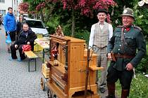 Z Nymburského festivalu flašinetů.