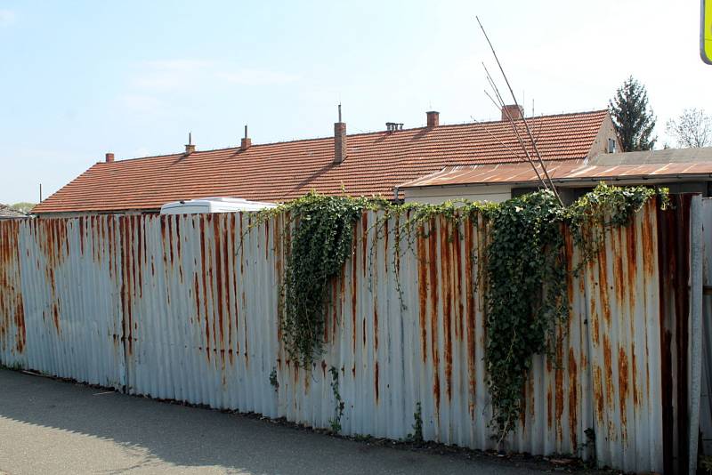 Areál naproti Cejpovně, který se má stát za dva roky novým sídlem záchranky a dobrovolných hasičů.