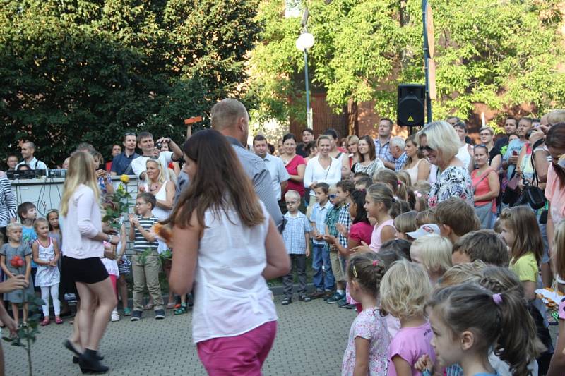 První den školního roku v Základní škole Tyršova v Nymburce.