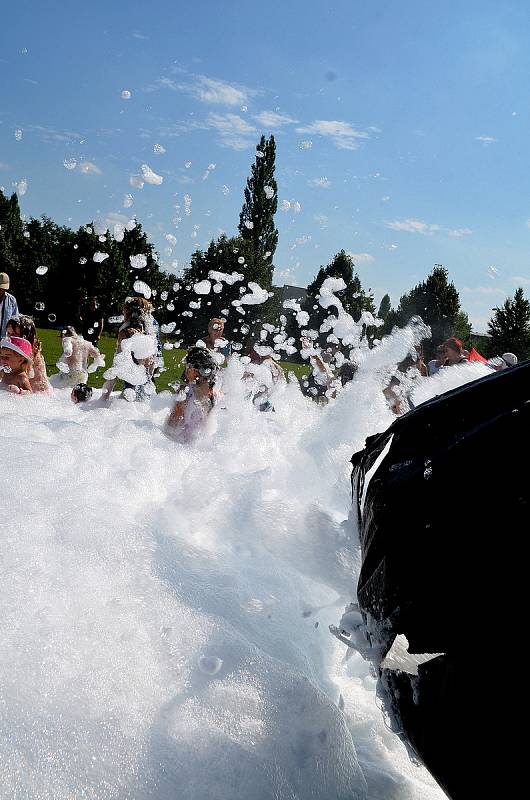 Z 9. ročníku charitativního hudebního festivalu Žijme tu spolu.