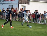 Z fotbalového utkání okresního přeboru Bohemia Poděbrady B - Hrubý Jeseník (0:2)