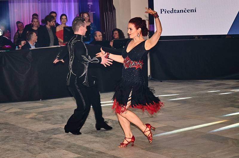Uplynulý víkend se v kongresovém centru Lázeňská kolonáda uskutečnil Reprezentační ples města Poděbrady.